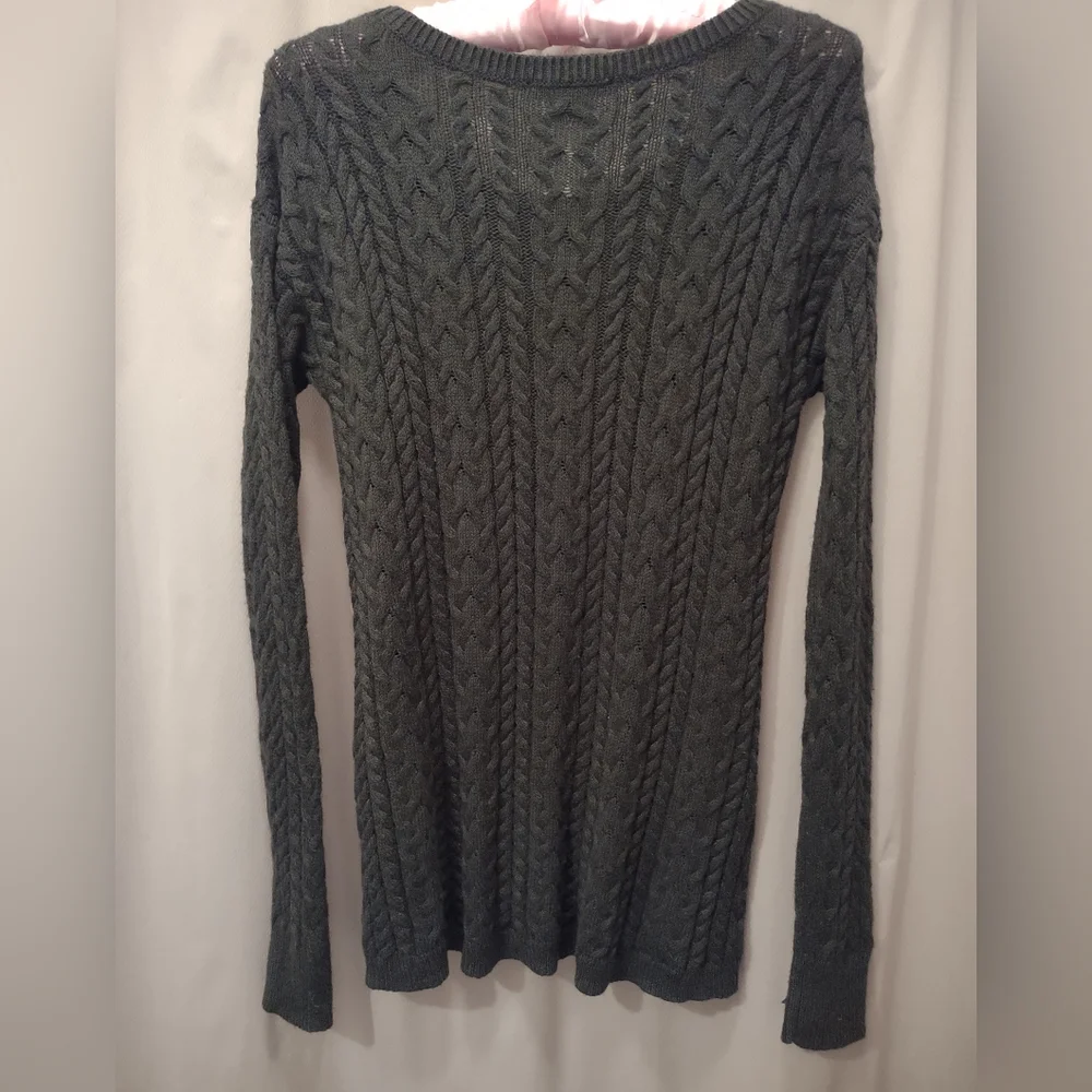 American Eagle Outfitters Women's Sweater Size M - Picture 5 of 5